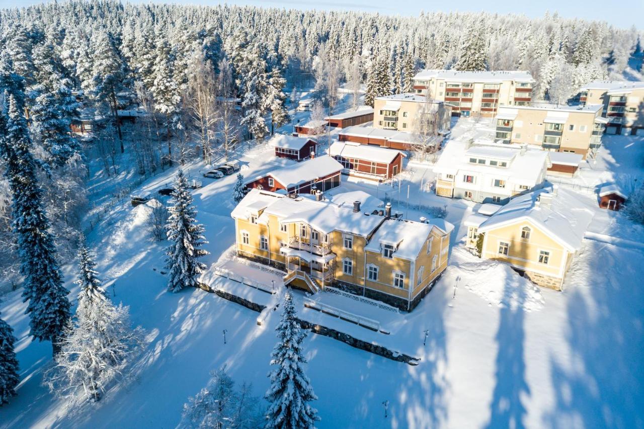 Karolineburg Manor House Hotel Kajaani Buitenkant foto