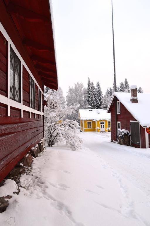 Karolineburg Manor House Hotel Kajaani Buitenkant foto
