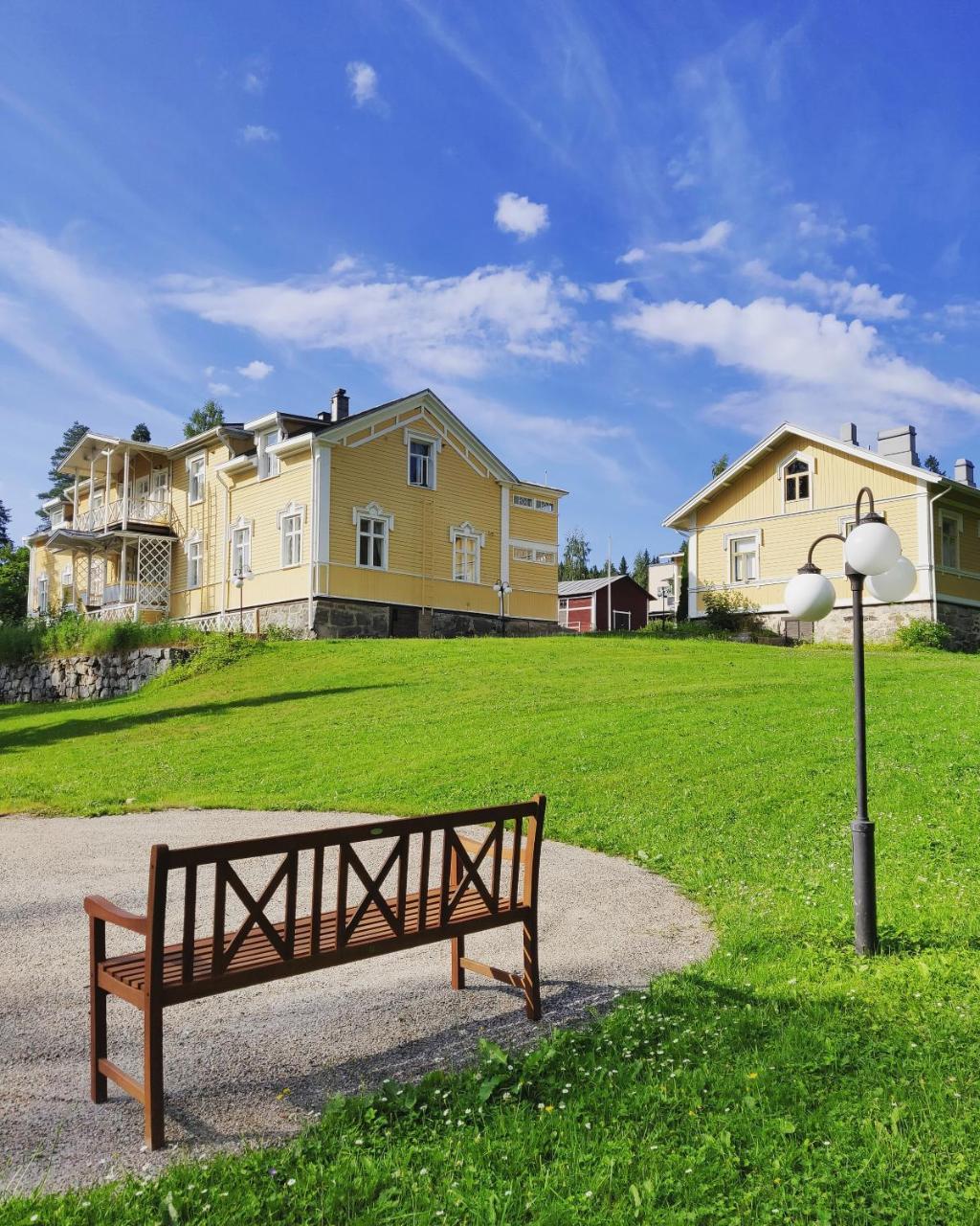 Karolineburg Manor House Hotel Kajaani Buitenkant foto