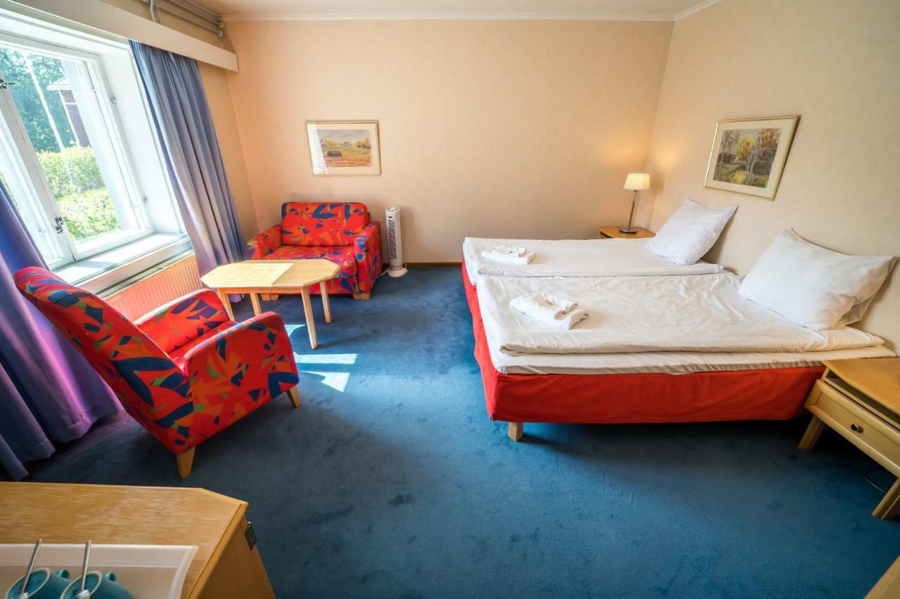 Karolineburg Manor House Hotel Kajaani Kamer foto